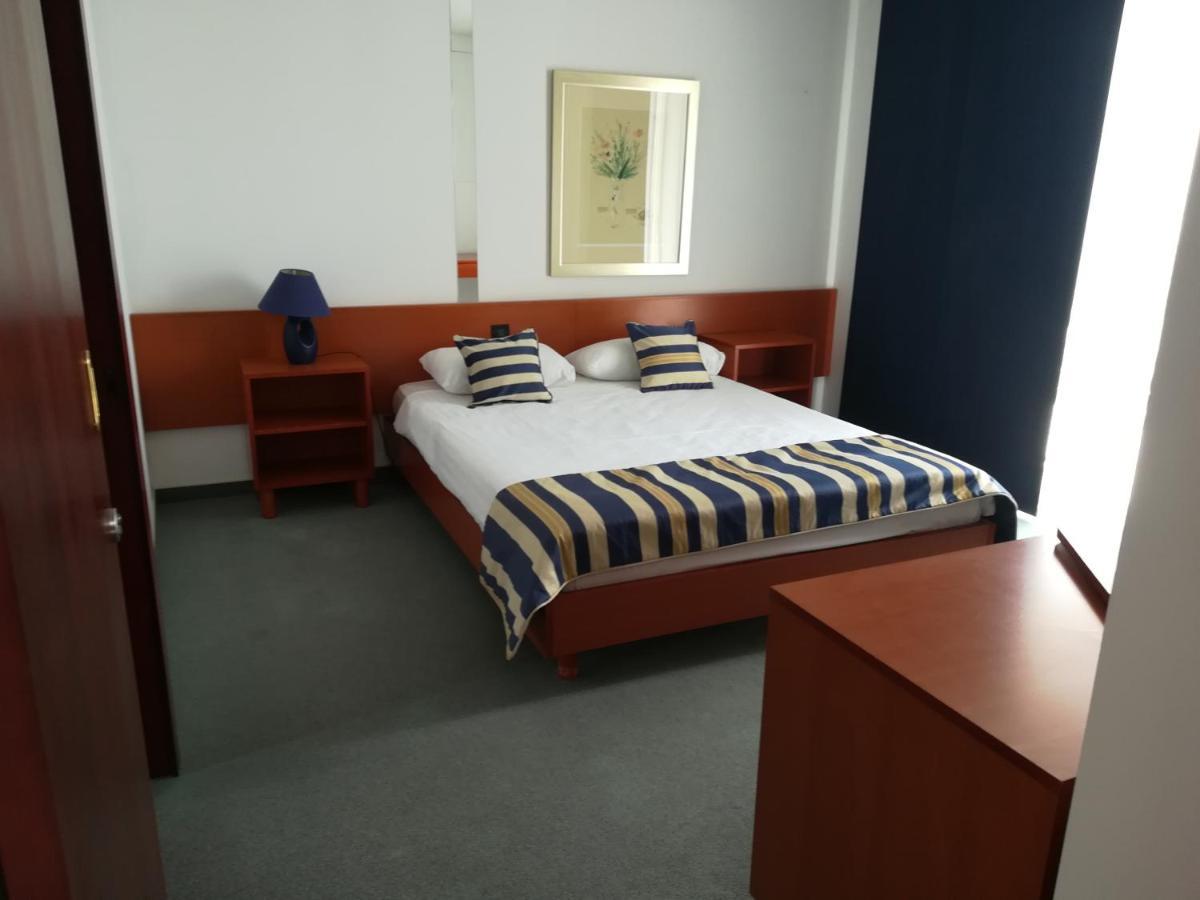 Hotel Tamaris Novi Vinodolski Bagian luar foto
