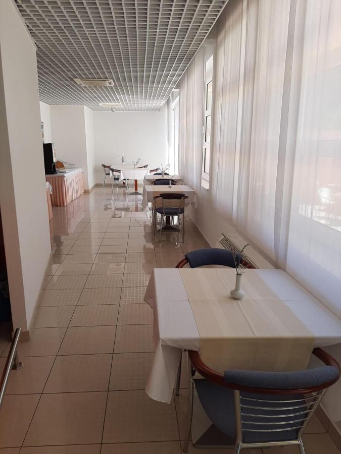 Hotel Tamaris Novi Vinodolski Bagian luar foto