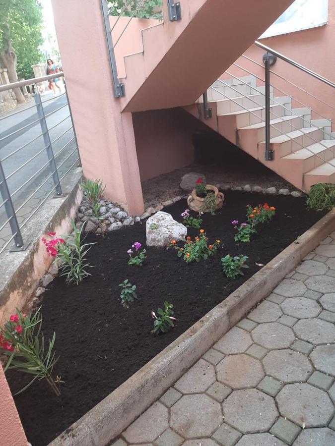 Hotel Tamaris Novi Vinodolski Bagian luar foto