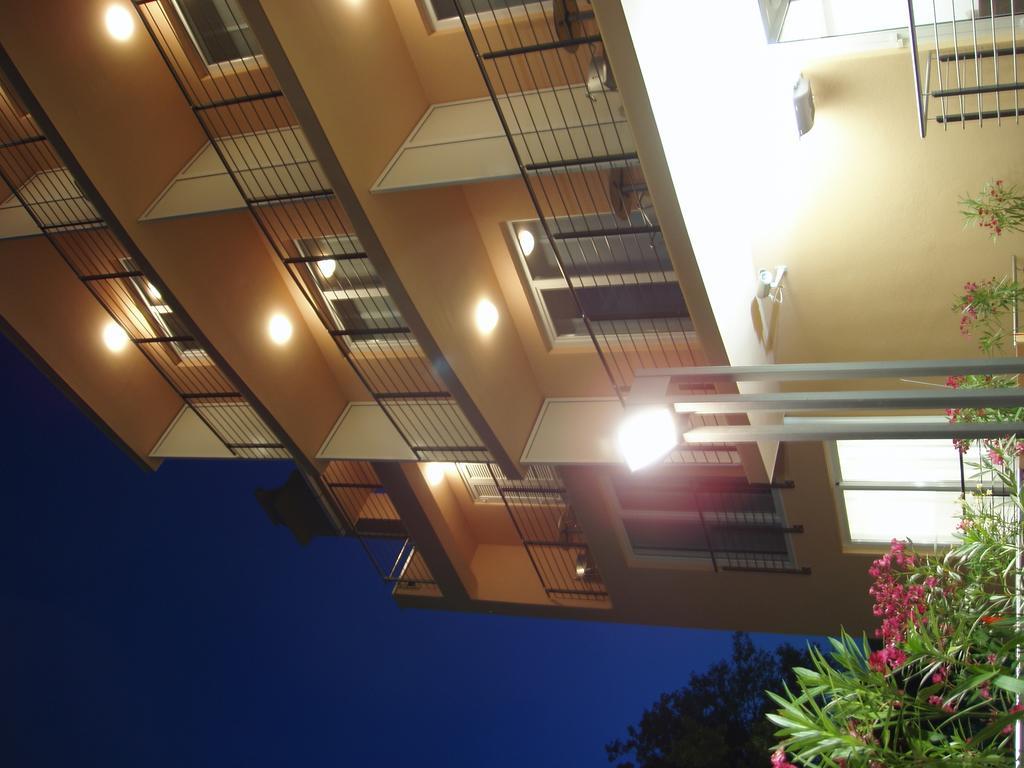 Hotel Tamaris Novi Vinodolski Ruang foto
