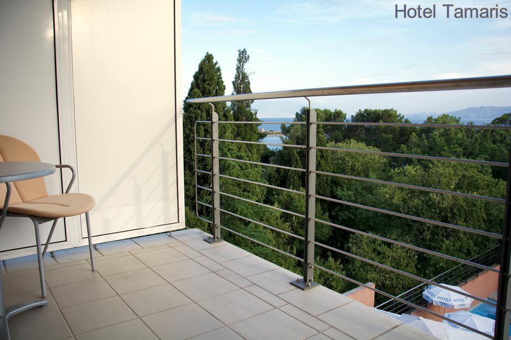 Hotel Tamaris Novi Vinodolski Bagian luar foto
