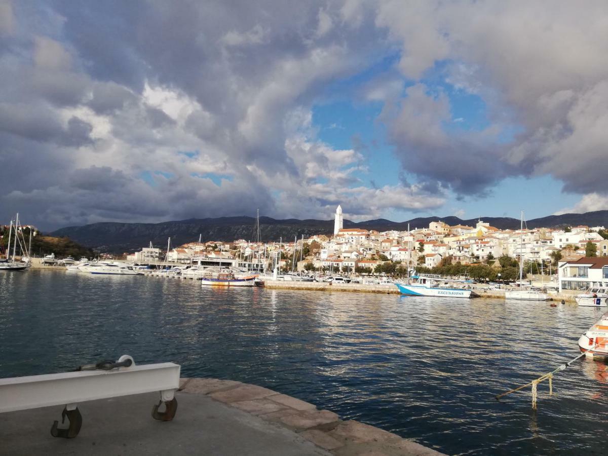 Hotel Tamaris Novi Vinodolski Bagian luar foto